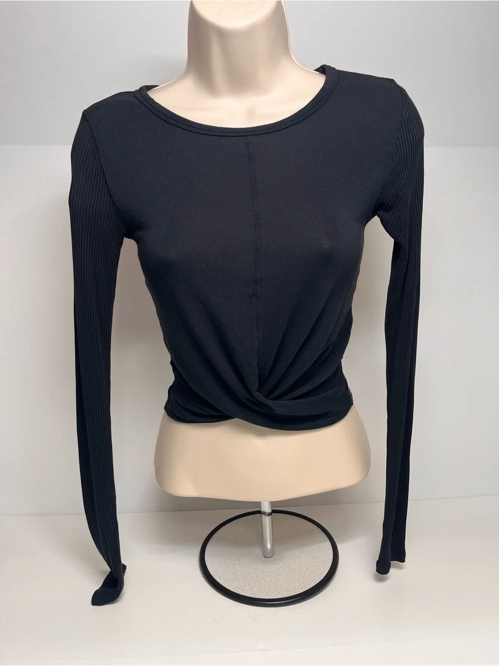 ALO Yoga Black Twist-Knot Long Sleeve Top